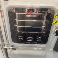 Millrock LD85S8 Lyophilizer w/ Stoppering image 0